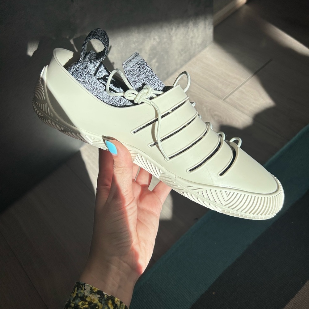 Brand New Bottega Veneta White Climber Sneakers - Picture 8 of 14